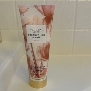 Victoria's Secret Coconut Milk & Rose Body Lotion